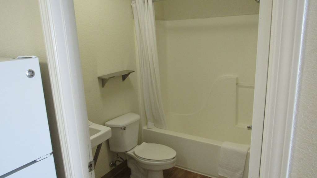 Intown Suites Extended Stay Lewisville Tx - East Corporate Drive Cameră foto